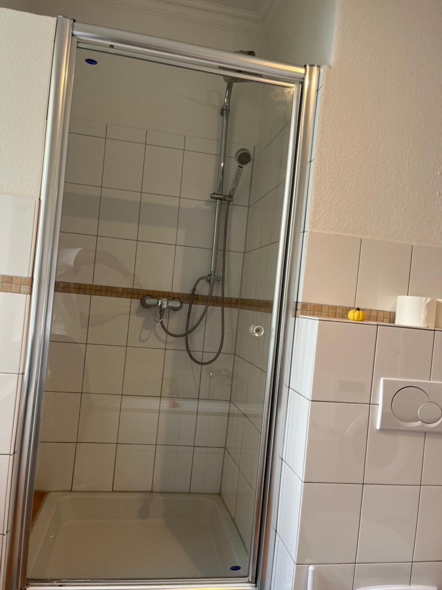 Doppelzimmer Mit Terrasse In Privatem Zuhause Lubeck Ngoại thất bức ảnh